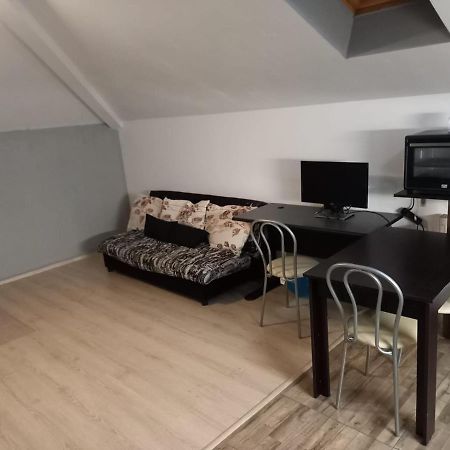Apartament 2 Camere Chiajna Экстерьер фото