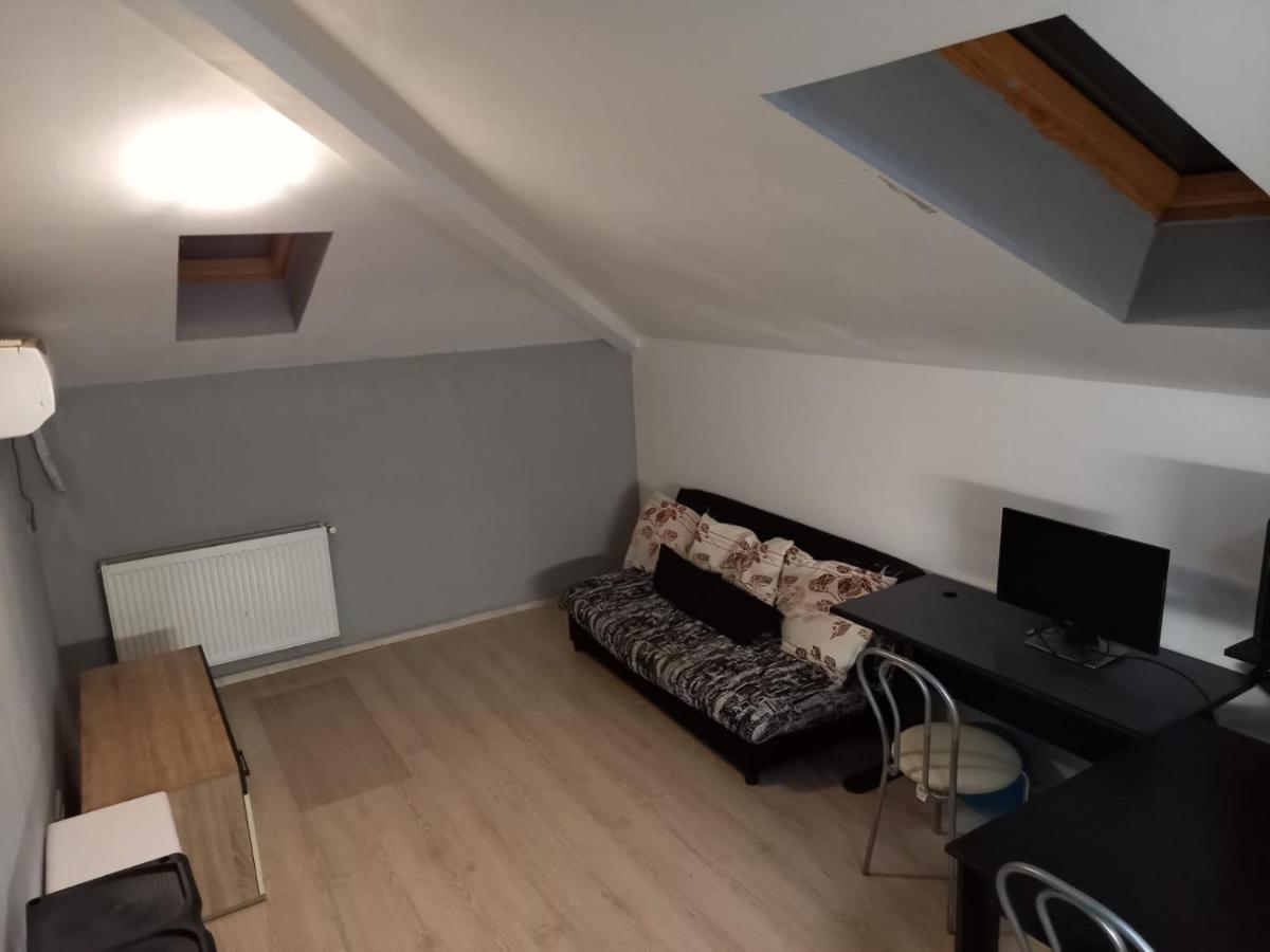 Apartament 2 Camere Chiajna Экстерьер фото
