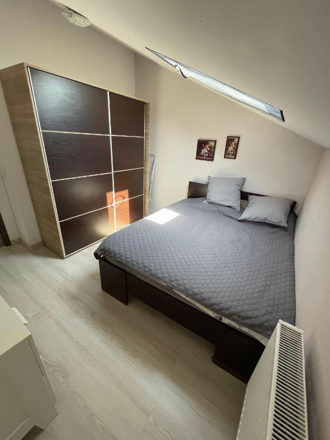 Apartament 2 Camere Chiajna Экстерьер фото