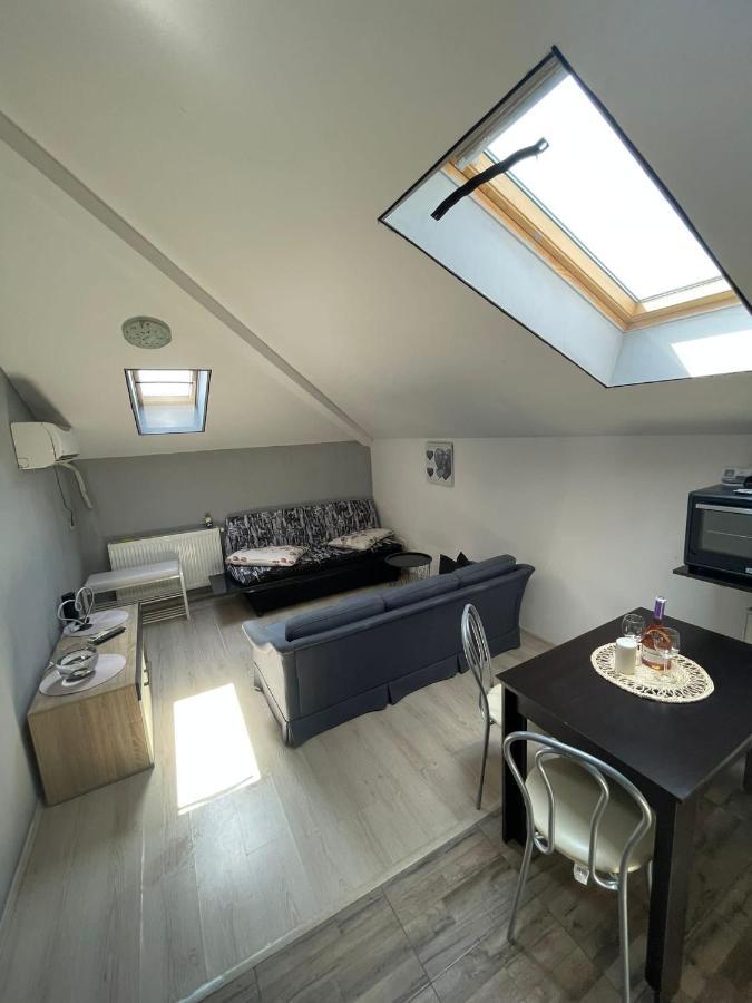 Apartament 2 Camere Chiajna Экстерьер фото