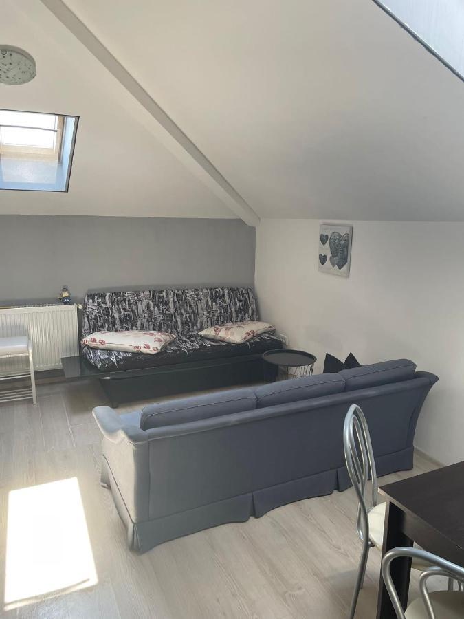 Apartament 2 Camere Chiajna Экстерьер фото